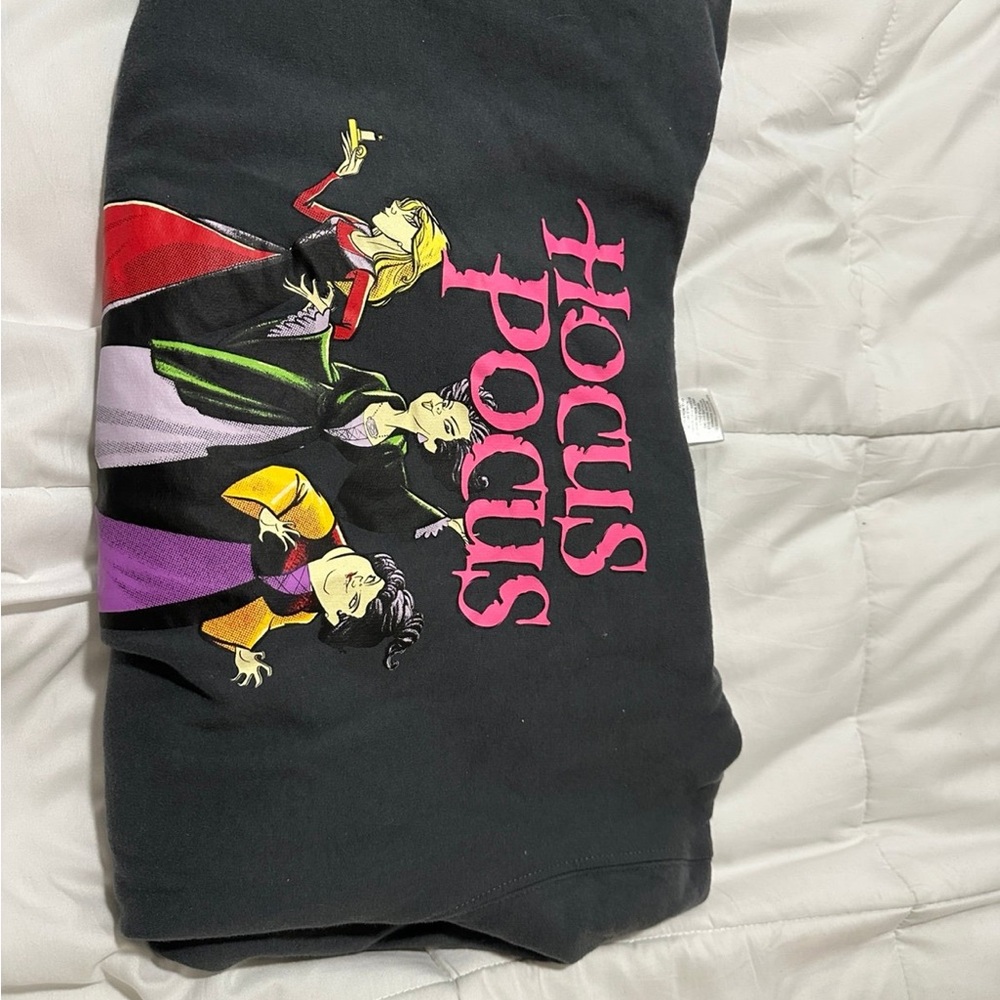 Hocus Pocus Graphic Sweatshirt